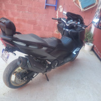 motos-scooters-yamaha-tmax560-annaba-algerie