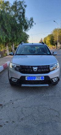 voitures-dacia-sandero-2018-stepway-sidi-bel-abbes-algerie