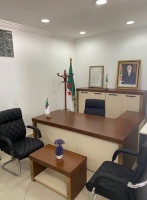 autre-ensemble-de-bureau-directionnel-en-bois-massif-ouled-fayet-alger-algerie