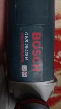 meuleuse professionnelle BOSCH GWS 26-230 H