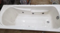 2 jacuzzi