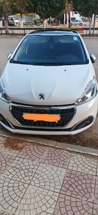 voitures-peugeot-208-2016-ain-defla-algerie