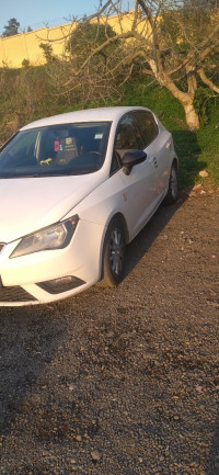 voitures-seat-ibiza-2012-fully-menaceur-tipaza-algerie