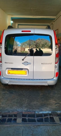 voitures-renault-kangoo-2018-ouled-maaref-medea-algerie