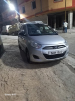 سيارة-المدينة-hyundai-i10-2015-البويرة-الجزائر