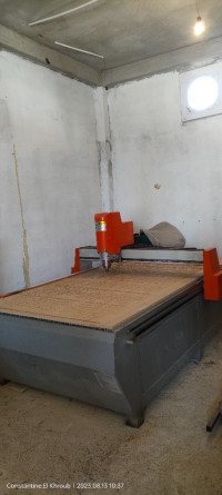 ateliers-machine-cnc-routeur-250130-el-khroub-constantine-algerie