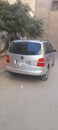 voitures-volkswagen-touran-2005-msila-algerie