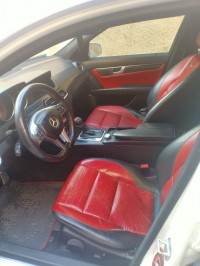 voitures-mercedes-classe-c-2012-250-avantgarde-designo-annaba-algerie