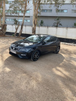 moyenne-berline-seat-leon-2019-fr-beats-ain-naadja-alger-algerie