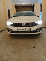 voitures-fiat-tipo-2024-life-boumerdes-algerie