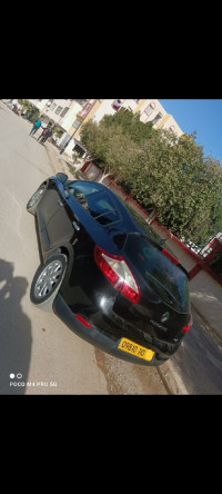 voitures-renault-megane-3-2010-relizane-algerie