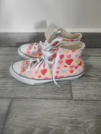 Basket converse neuf jamais utilisé 