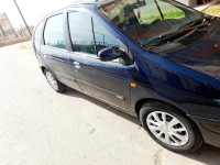 voitures-renault-scenic-2000-bir-el-djir-oran-algerie