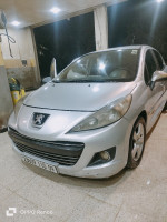 voitures-peugeot-207-2010-sportium-blida-algerie