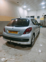 voitures-peugeot-207-2010-sportium-blida-algerie