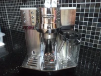 cafetière expresso Delonghi solo pompe EC850M