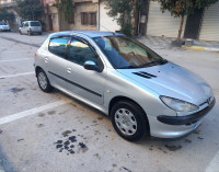 voitures-peugeot-206-2004-khenchela-algerie