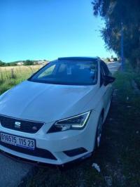 moyenne-berline-seat-leon-2015-style-barrahel-annaba-algerie