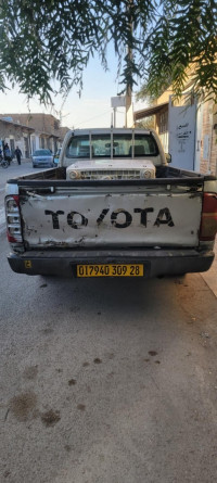 voitures-toyota-hilux-2009-sidi-ameur-msila-algerie