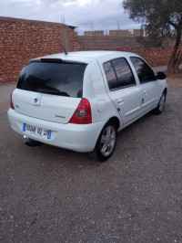 voitures-renault-clio-campus-2012-bye-ouled-el-kheir-mostaganem-algerie