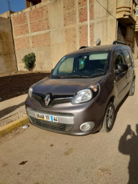 voitures-renault-kangoo-2017-el-abadia-ain-defla-algerie