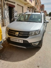 سيارات-dacia-sandero-2015-stepway-عين-وسارة-الجلفة-الجزائر
