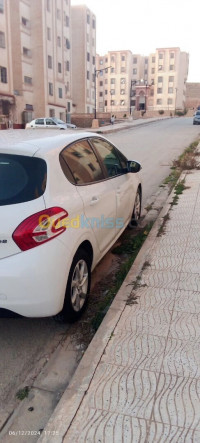 voitures-peugeot-208-2015-active-facelift-djelfa-algerie