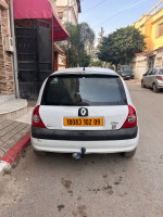 voitures-renault-clio-2-2002-beni-tamou-blida-algerie