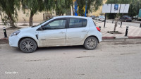 voitures-renault-clio-3-2012-night-and-day-batna-algerie