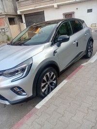 سيارات-renault-captur-2023-techno-شراقة-الجزائر