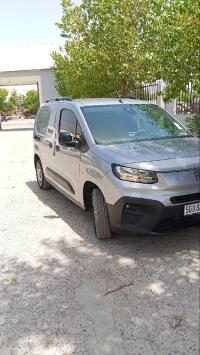سيارات-fiat-doblo-2024-البرواقية-المدية-الجزائر
