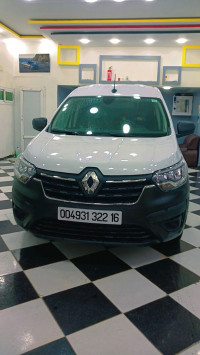 voitures-renault-kangoo-2022-express-bouira-algerie