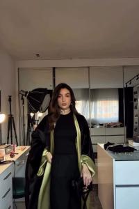 عبايات-و-حجابات-abaya-avec-sa-ceinture-neuve-dans-son-emballage-شراقة-الجزائر