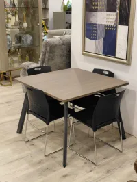 TABLE DE CUISINE AVEC 4 CHAISES