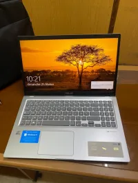 Laptop Asus Core I5 10th generation Etat neuf