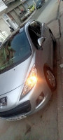 voitures-peugeot-207-2011-allure-jijel-algerie