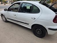 سيارات-renault-megane-1-2000-منداس-غليزان-الجزائر