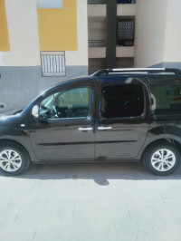 voitures-renault-kangoo-2015-privilege-djidioua-relizane-algerie