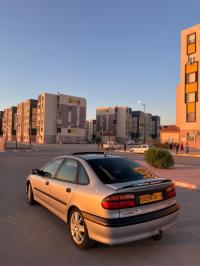 سيارات-renault-laguna-1-1995-قجال-سطيف-الجزائر