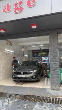 location-de-vehicules-yancars-voiture-hydra-alger-algerie