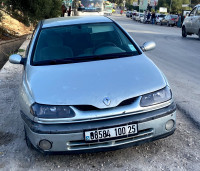 voitures-renault-laguna-1-2000-constantine-algerie