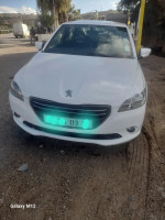 voitures-peugeot-301-2013-active-tissemsilt-algerie