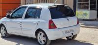 citadine-renault-clio-campus-2012-bye-annaba-algerie