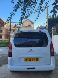 voitures-peugeot-partner-2015-tepee-bejaia-algerie