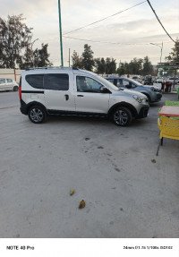 voitures-renault-kongoo-2024-batna-algerie