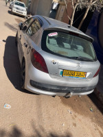 voitures-peugeot-207-2008-ghardaia-algerie