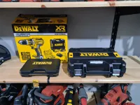 Visseuse perceuse a percussion + coffret d'accessoire DEWALT DCD795MDA (BL-2022) 