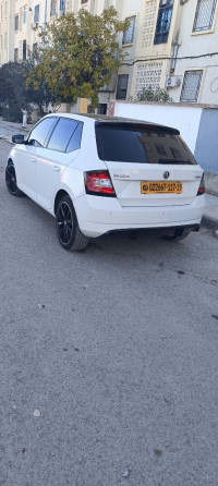 voitures-skoda-fabia-2017-style-avec-toit-panoramique-ain-abessa-setif-algerie