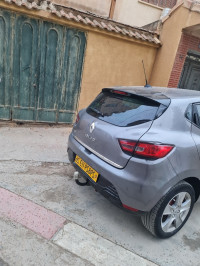 voitures-renault-clio-4-2013-dynamique-el-azizia-medea-algerie