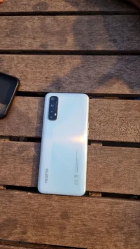 Redmi Realme 7
